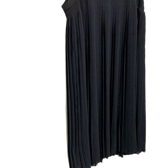 Theory Black Semi-Sheer Pleated Round Neck Sleeveless Swing Dress Size 2 - Picture 5 of 14